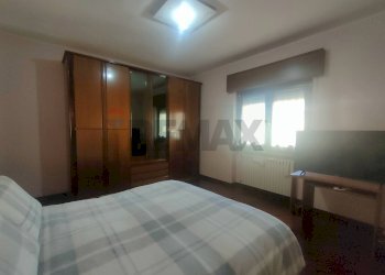 Camera / camera da letto - Four-room apartment Via Caduti di Via Fani
 
10, L'Aquila - photo 14