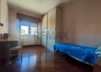 Camera / camera da letto - Four-room apartment Via Caduti di Via Fani
 
10, L'Aquila - photo 17