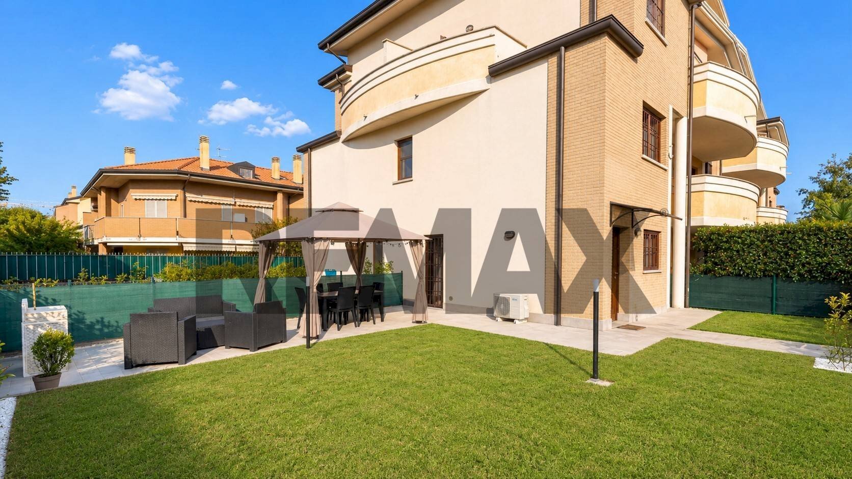 Casa all\'aperto - Two-room apartment VIA CARLO PORTA
 
20, Cambiago - photo 1