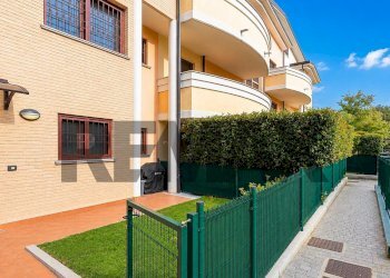Terrazza - Two-room apartment VIA CARLO PORTA
 
20, Cambiago - photo 2