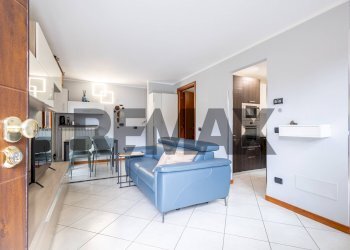 Soggiorno - Two-room apartment VIA CARLO PORTA
 
20, Cambiago - photo 7
