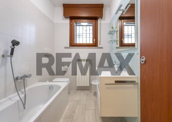 Bagno - Two-room apartment VIA CARLO PORTA
 
20, Cambiago - photo 21
