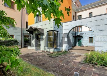 Edificio all\'aperto - Bilocale Via Ca' de Volpi
 
2/H, Cisano Bergamasco - foto 4