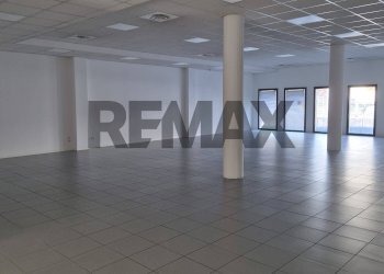 Parcheggio - Locale Commerciale Galleria Crispi
 
43, Vicenza - foto 14