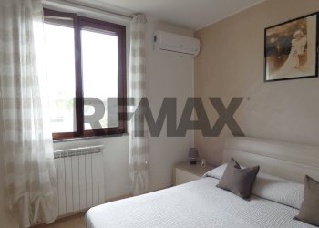 Camera / camera da letto - Three-room apartment via paolo borsellino
 
21, Zinasco - photo 42