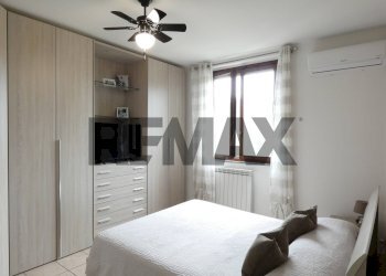 Camera / camera da letto - Three-room apartment via paolo borsellino
 
21, Zinasco - photo 44