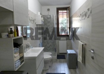 Bagno - Three-room apartment via paolo borsellino
 
21, Zinasco - photo 47