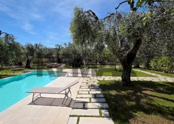 Piscina - Two-room apartment Loc. Pilone del Monaco
 
snc, Vieste - photo 18