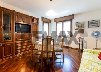 Sala da pranzo - Four-room apartment Via Caduti di Cefalonia
 
20/A, Fidenza - photo 14
