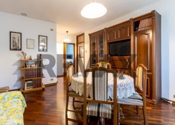 Sala da pranzo - Four-room apartment Via Caduti di Cefalonia
 
20/A, Fidenza - photo 15