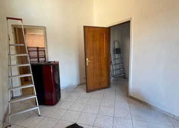 camera - Shop Via Sant'Anna, Roburent - photo 7