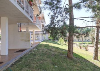 Foto 41 - Four-room apartment Via Piero Gobetti
 
8, Andezeno - photo 41