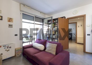 Soggiorno - Two-room apartment Viale Dell' Innovazione
22, Milano - photo 9