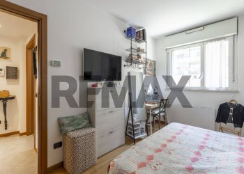 Camera / camera da letto - Two-room apartment Viale Dell' Innovazione
22, Milano - photo 21