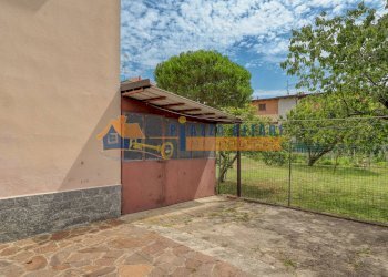 Foto 36 - Independent house via Anna Frank, Carnago - photo 36