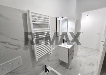 Bagno - Bilocale Via Soperga
 
14, Milano - foto 11