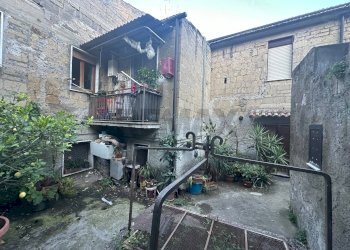 Casa all\'aperto - Casa semi indipendente via A. Zamparelli
 
16, San Leucio del Sannio - foto 4