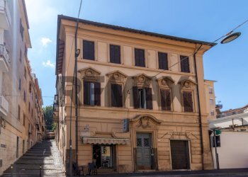 Edificio all\'aperto - Trilocale Via Luciano Manara
24, Frascati - foto 1
