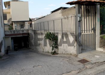 Casa all\'aperto - Commercial Premises Via Cimitero - Traversa Privata Via Mons. Toppi
73/C, Brusciano - photo 28