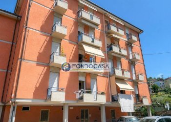Esterno - Trilocale via cucchiari, Carrara - foto 1