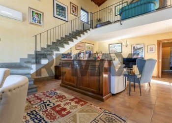 Scale - Villa via delle patere
 
22, Sutri - foto 7