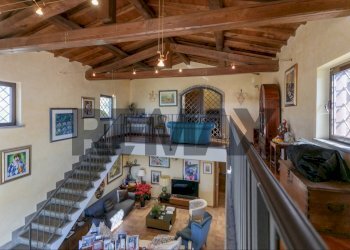 Scale - Villa via delle patere
 
22, Sutri - foto 8