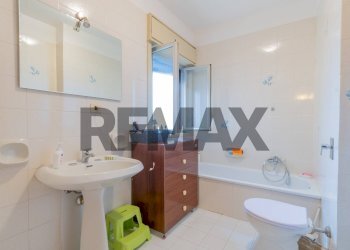 Bagno - Apartment Via Karl Marx
 
6, Piana degli Albanesi - photo 15