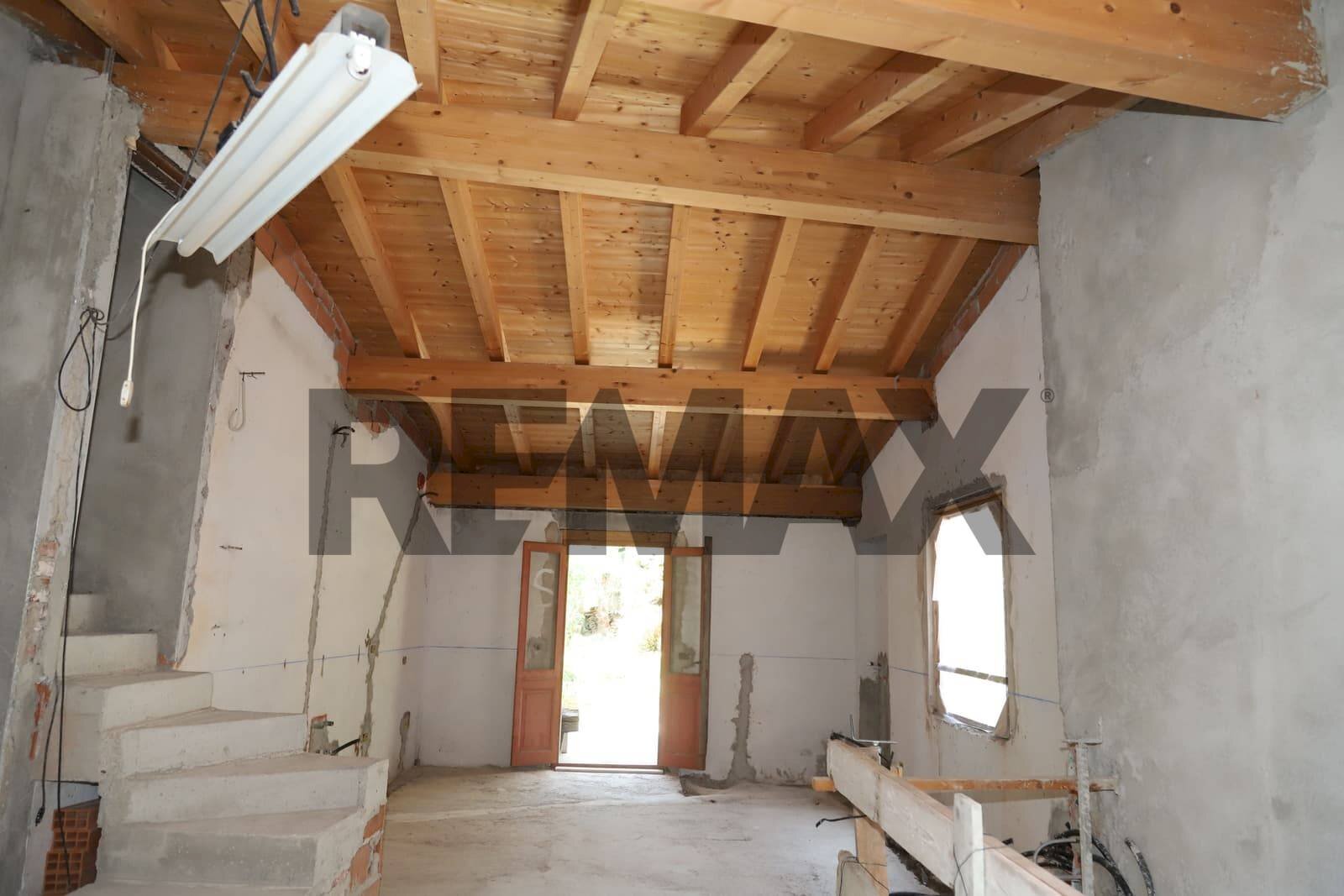 Scale - Independent house Madonna delle crocette
16, Arona - photo 2