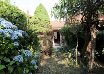 Giardino - Independent house Madonna delle crocette
 
16, Arona - photo 1