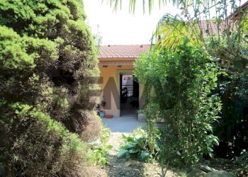 Casa all\'aperto - Independent house Madonna delle crocette
 
16, Arona - photo 9