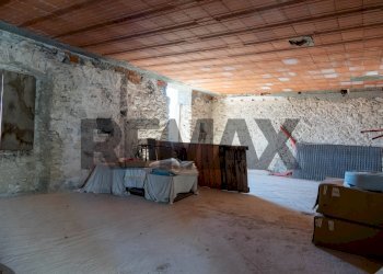 Ricezione / Lobby - Rustico Via Canonico rinaldi
 
11, Madonna del Sasso - foto 7