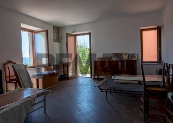 Sala da pranzo - Rustico Via Canonico rinaldi
 
11, Madonna del Sasso - foto 17