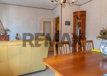 Sala da pranzo - Four-room apartment Vicolo torchio
 
5, Nonio - photo 2