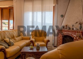 Soggiorno - Four-room apartment Vicolo torchio
 
5, Nonio - photo 3