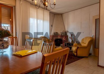 Sala da pranzo - Four-room apartment Vicolo torchio
 
5, Nonio - photo 4