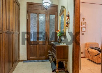 Hall / corridoio - Four-room apartment Vicolo torchio
 
5, Nonio - photo 12