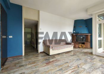 Soggiorno - Three-room apartment VIA PER COLAZZA
 
11, Pisano - photo 2