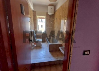 Bagno - Casa indipendente viale Stati Uniti
 
39, Favara - foto 7