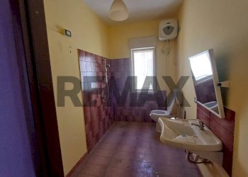 Bagno - Casa indipendente viale Stati Uniti
 
39, Favara - foto 28