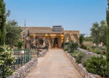 Casa all\'aperto - Villa Contrada Puntarazzi
 
snc, Ragusa - foto 2
