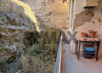 Balcone - Apartment via Europa Kennedy
 
83, Chiaramonte Gulfi - photo 12