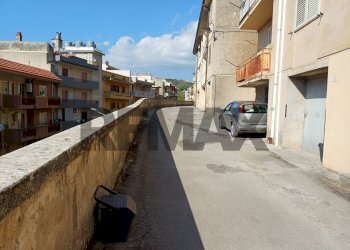 Balcone - Apartment via Europa Kennedy
 
83, Chiaramonte Gulfi - photo 18