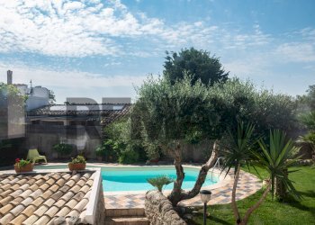 Piscina - Villa CONTRADA TRESAURO
 
SN, Ragusa - foto 5