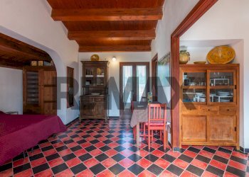 Sala da pranzo - Villa CONTRADA TRESAURO
 
SN, Ragusa - foto 15