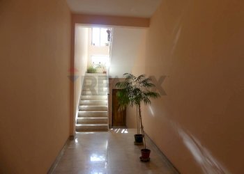 Scale - Appartamento VIA ALCIDE DE GASPERI
 
3, Ragusa - foto 3
