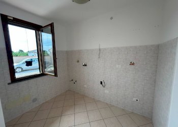 Foto 4 - Trilocale via di mezzo sud
 
1, Cascina - foto 4