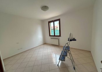 Foto 8 - Trilocale via di mezzo sud
 
1, Cascina - foto 8