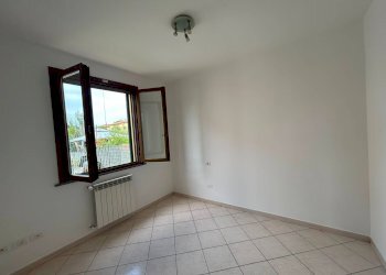Foto 9 - Trilocale via di mezzo sud
 
1, Cascina - foto 9
