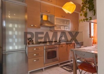 Cucina - Monolocale Vico Goldoni
 
3, Guanzate - foto 4