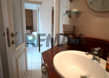 Bagno - Monolocale Vico Goldoni
 
3, Guanzate - foto 10
